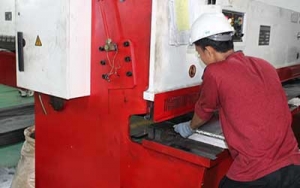 Potong, Tekuk, Lubang, Las